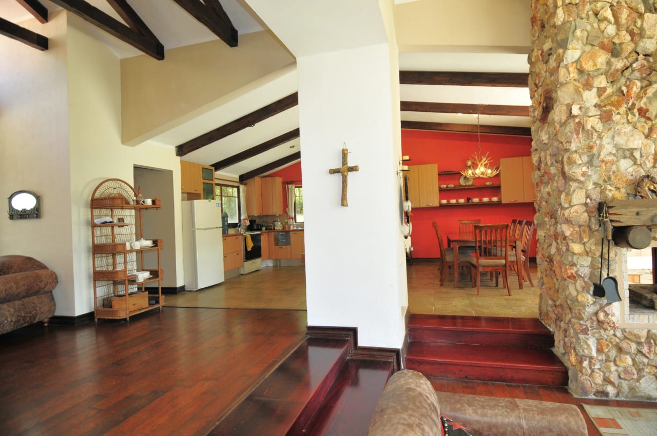 Residencia de un Nivel con 1,440 m² de Terreno – A 16 km de Antigua — foto 7 de 17