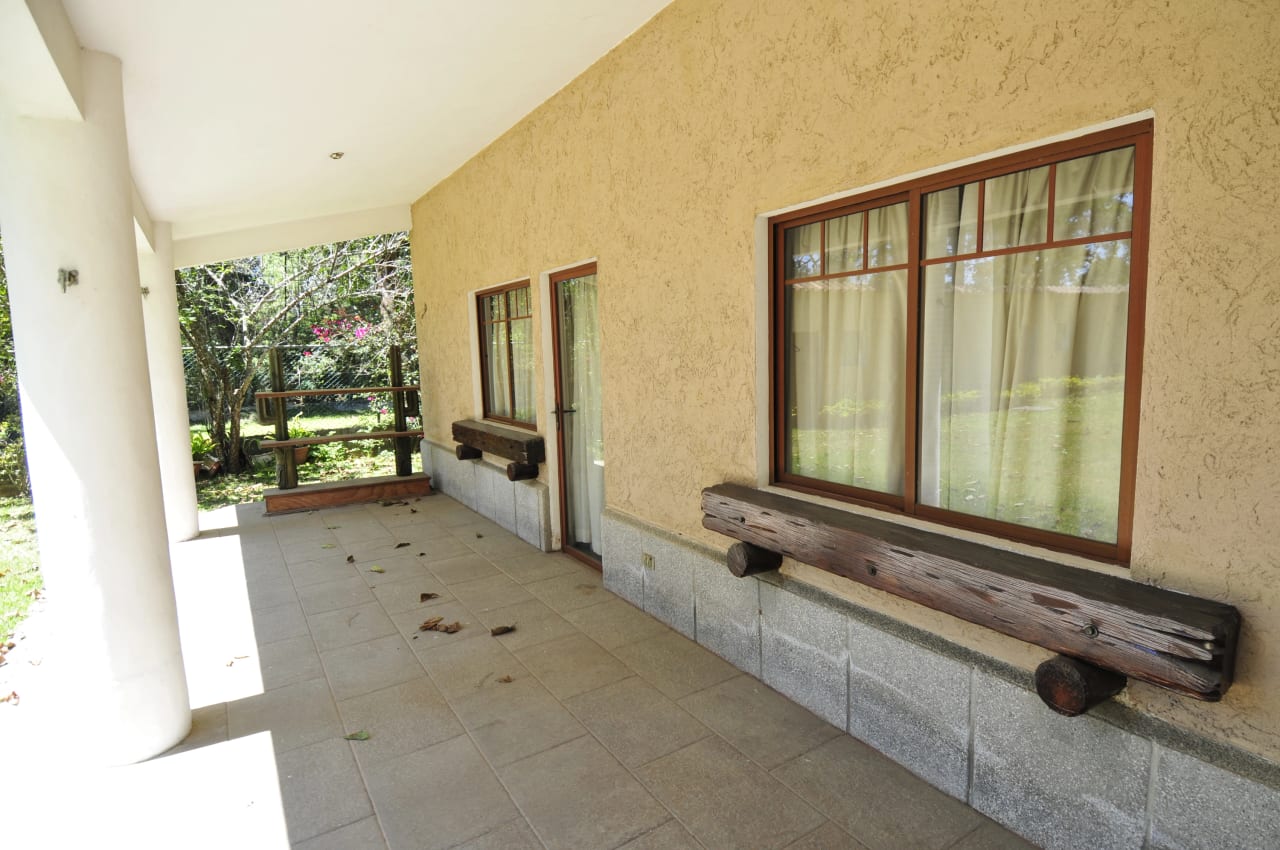 Residencia de un Nivel con 1,440 m² de Terreno – A 16 km de Antigua — foto 15 de 17