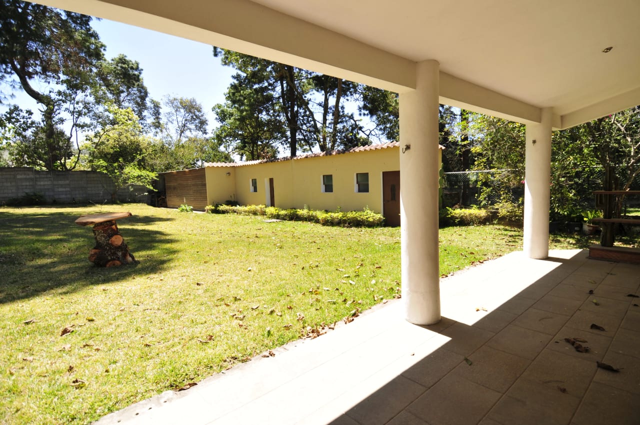 Residencia de un Nivel con 1,440 m² de Terreno – A 16 km de Antigua — foto 16 de 17